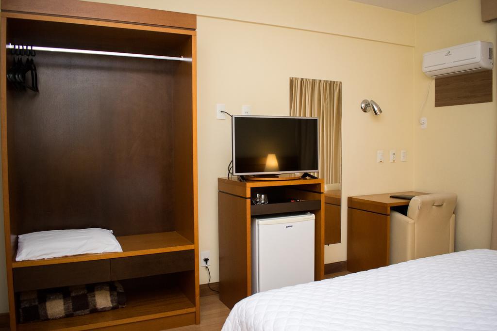 Hotel Jacques Georges Business Пелотас Экстерьер фото